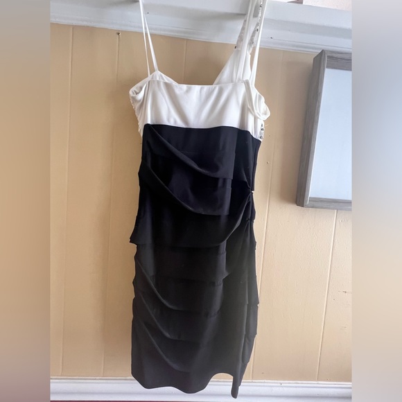 Homecoming dress - Picture 4 of 4